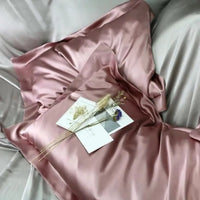 FUNDA DE ALMOHADA EN SATÉN